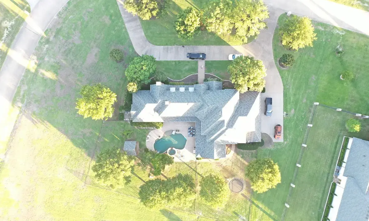 New shingle roof installation on a home in Gladstone